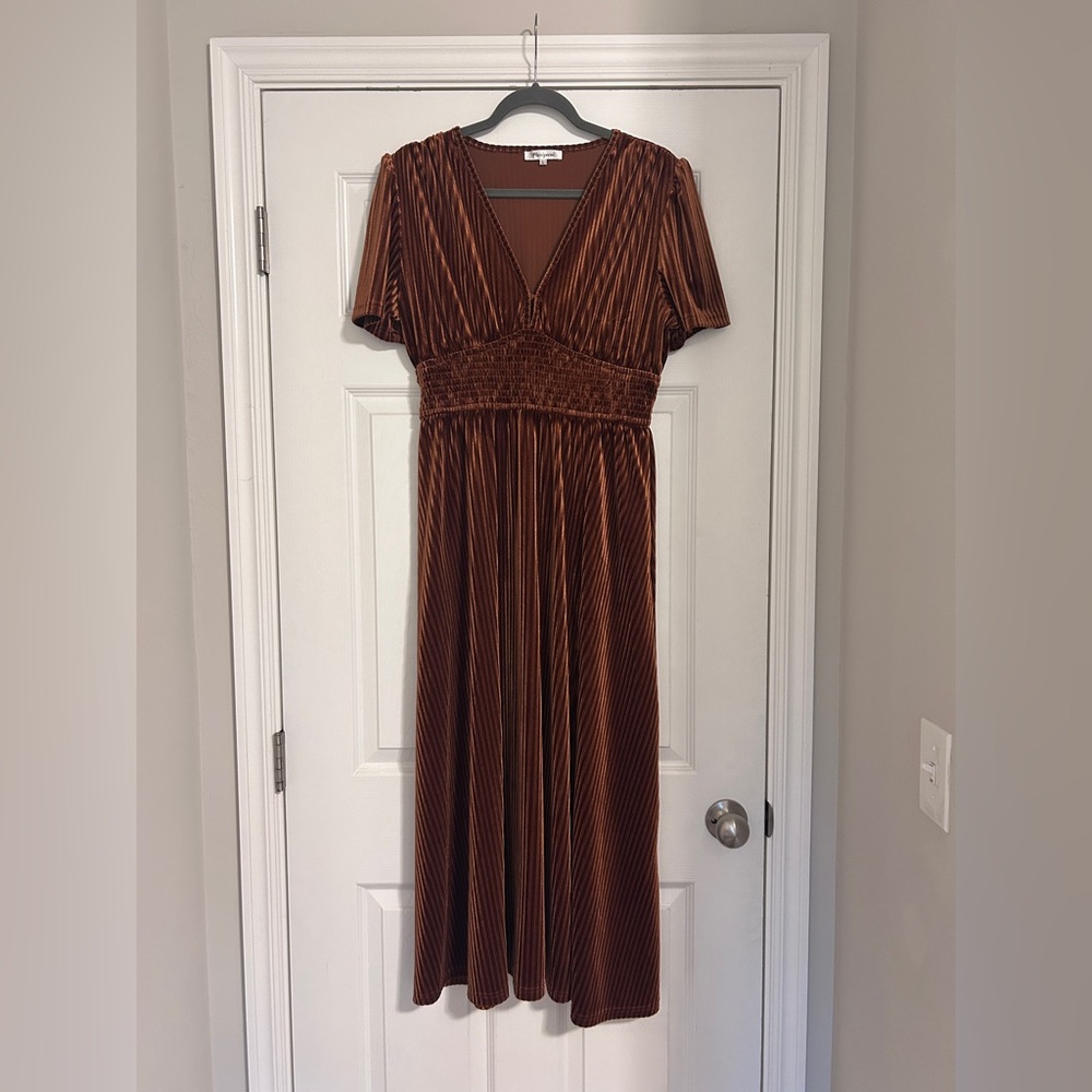 Chic Rust Maxi Dress